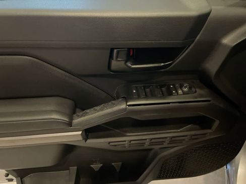 Certified 2024 Toyota Tacoma SR5 image 13