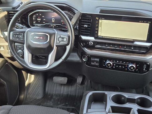 Used 2024 GMC Sierra 1500 Elevation RWD image 25