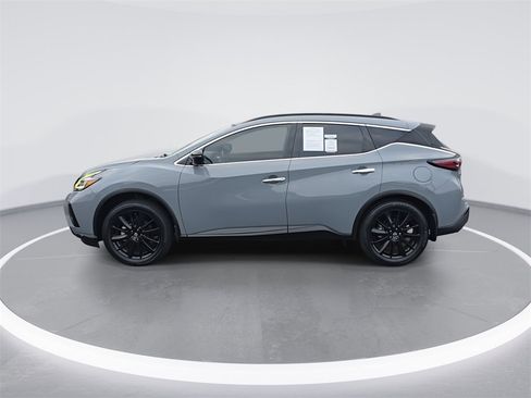 Used 2023 Nissan Murano SV w/ SV Midnight Edition Package image 5