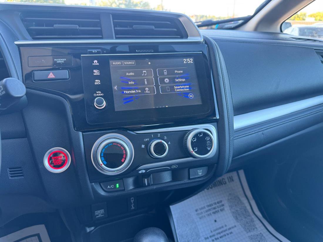 Used 2020 Honda Fit EX image 16