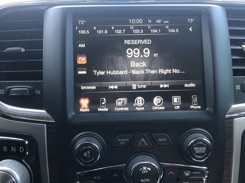 Used 2017 RAM 1500 Laramie w/ Convenience Group image 10