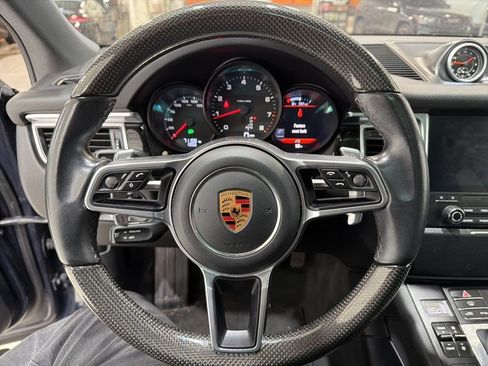 Used 2018 Porsche Macan image 13