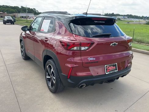Used 2022 Chevrolet TrailBlazer RS w/ Sun and Liftgate Package FWD image 7