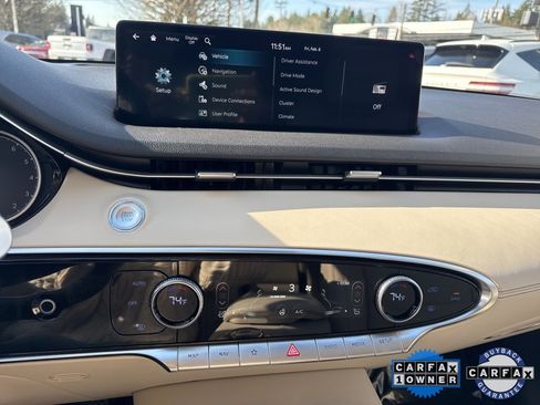 Used 2025 Genesis GV70 2.5T w/ Select Package image 24