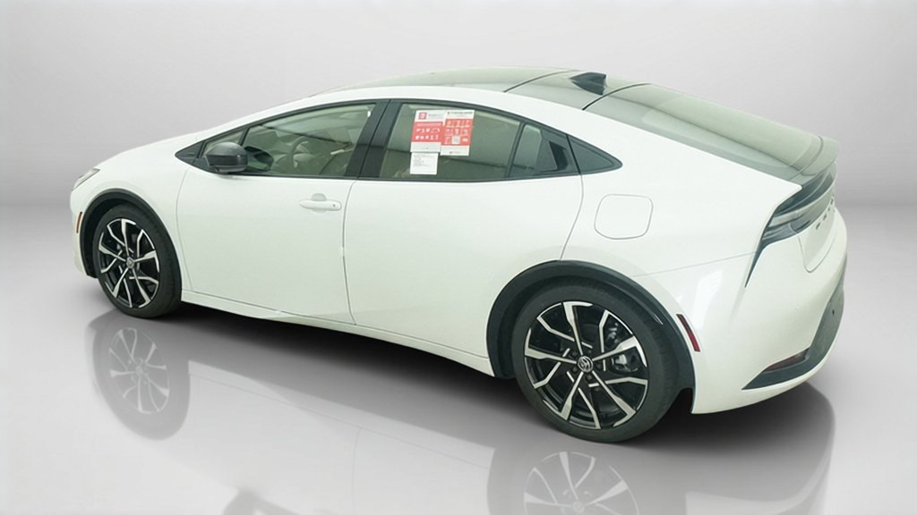 New 2026 Toyota Prius Plug-In Hybrid FWD image 41