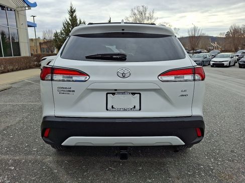 Used 2023 Toyota Corolla Cross LE image 5