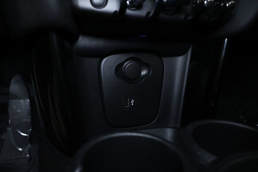 Used 2023 MINI Cooper S FWD image 33