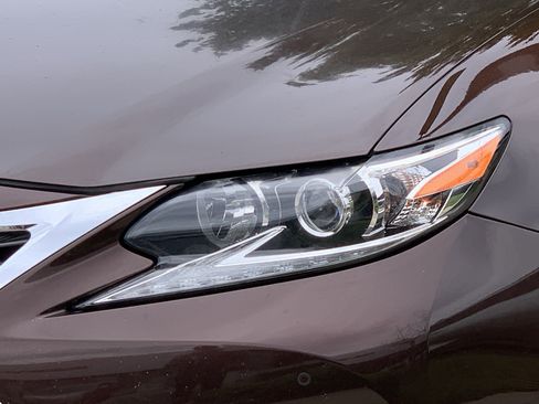 Used 2016 Lexus ES 350 w/ Premium Package w/Wood Trim FWD image 6