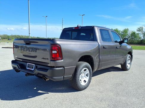 New 2026 RAM 1500 Tradesman AWD/4WD image 24