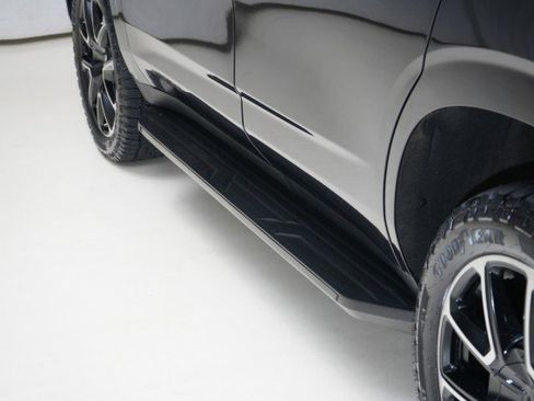 Used 2023 Chevrolet Tahoe RST w/ Luxury Package image 17