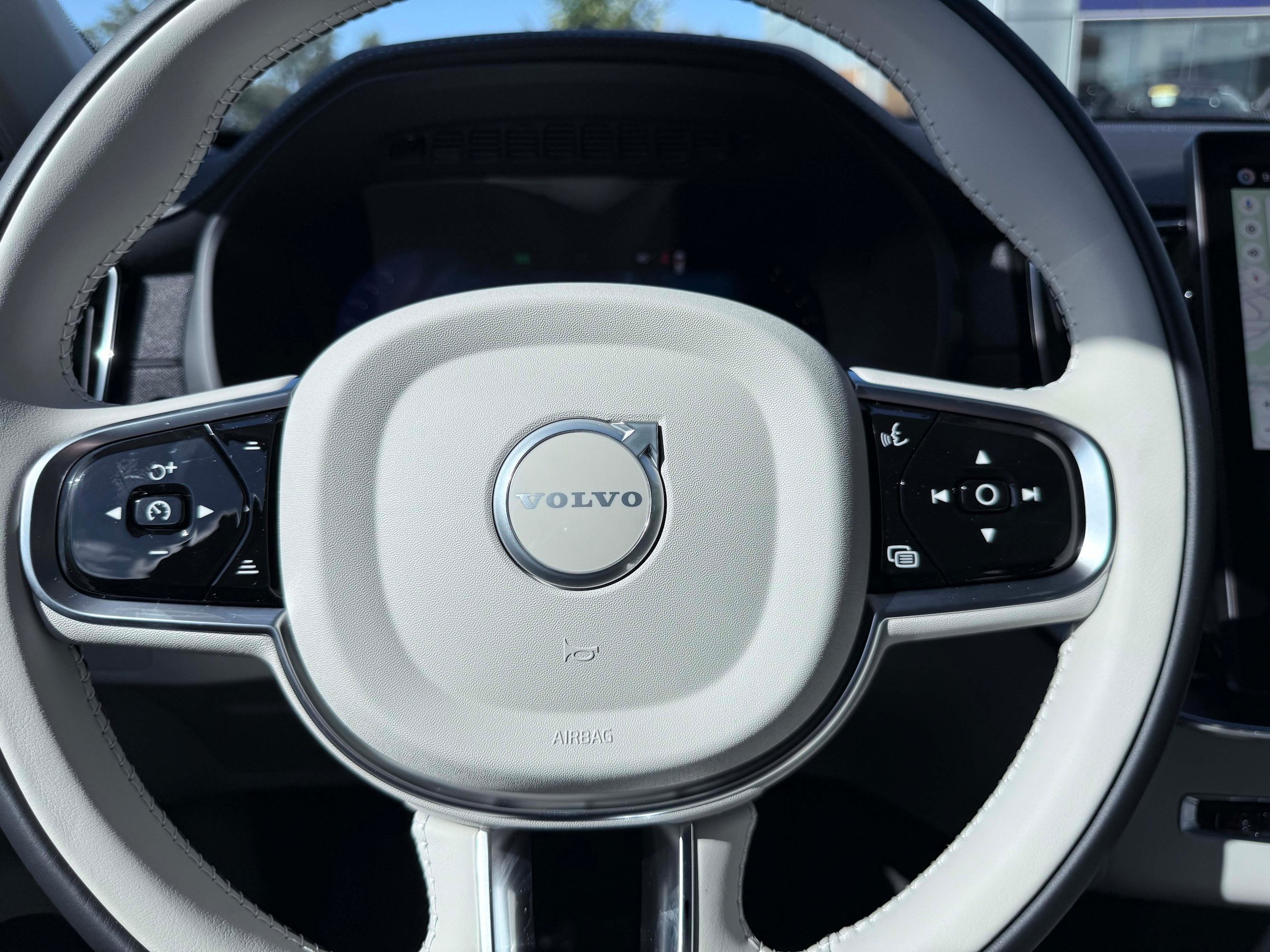 New 2026 Volvo XC90 B6 Ultra w/ Protection Package Premier AWD/4WD image 20