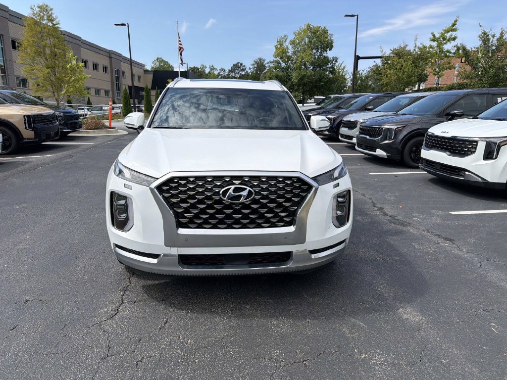 Used 2021 Hyundai Palisade Calligraphy FWD image 2