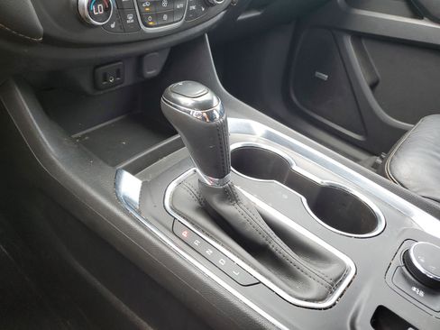 Used 2018 Chevrolet Traverse LT image 30