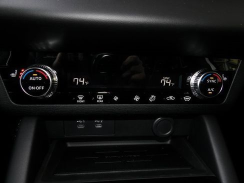 New 2025 Mitsubishi Outlander ES image 20