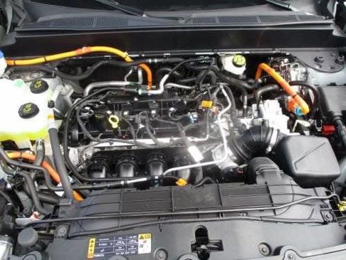 Used 2024 Ford Maverick XL image 12