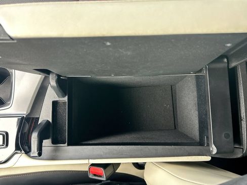 Used 2024 Lexus NX 250 FWD w/ Towing Package (2000 Lbs) image 17