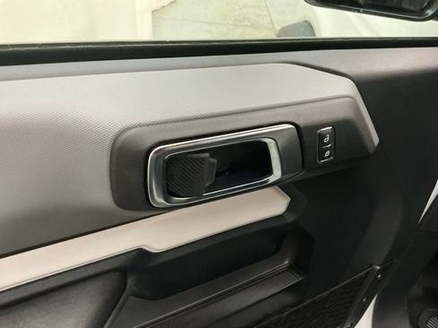 Used 2024 Ford Bronco Black Diamond AWD/4WD image 16