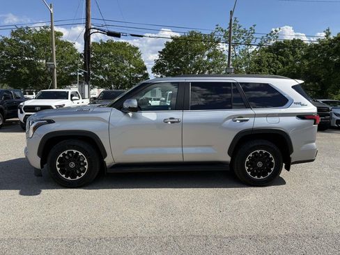 Used 2024 Toyota Sequoia SR5 w/ SR5 Premium Package image 4