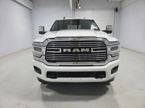 Used 2023 RAM 2500 Laramie AWD/4WD image 4