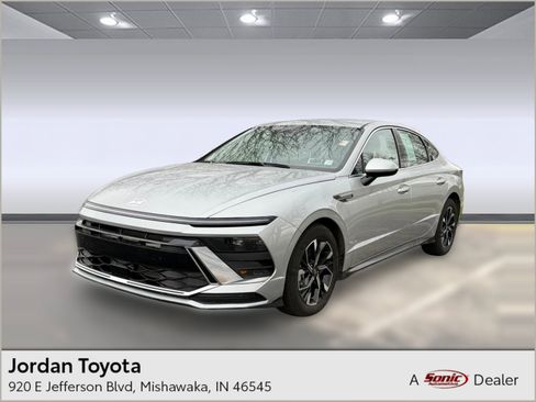 Used 2025 Hyundai Sonata SEL image 1