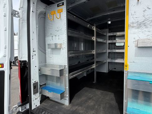 Used 2020 Ford Transit 250 Medium Roof RWD image 18