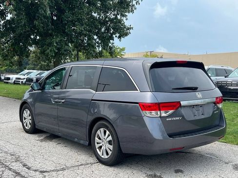 Used 2016 Honda Odyssey SE image 3
