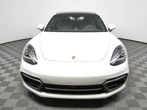 Certified 2023 Porsche Panamera AWD/4WD image 36