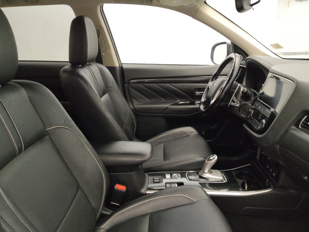 Used 2018 Mitsubishi Outlander GT AWD/4WD image 21