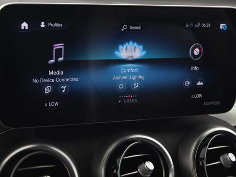 Used 2022 Mercedes-Benz GLC 300 4MATIC w/ Driver Assistance Package image 38