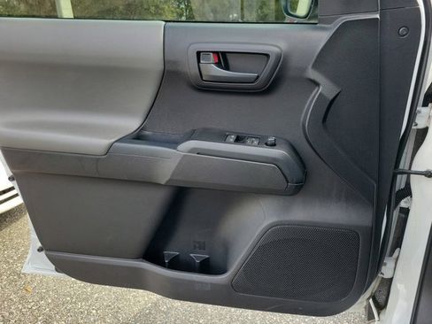 Used 2021 Toyota Tacoma SR image 34