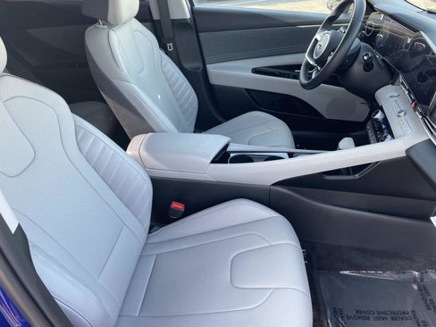 Certified 2023 Hyundai Elantra Limited image 28