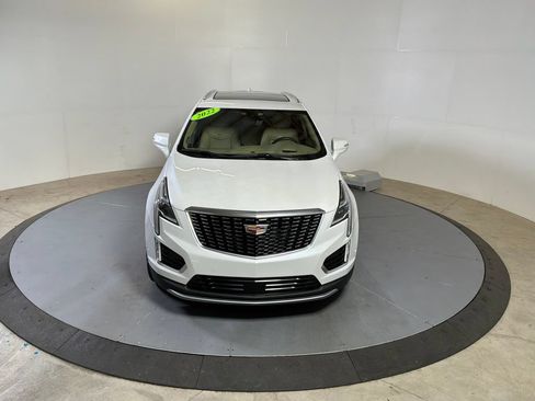 Used 2022 Cadillac XT5 Premium Luxury w/ Platinum Package AWD/4WD image 8