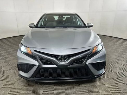 Used 2024 Toyota Camry SE image 8