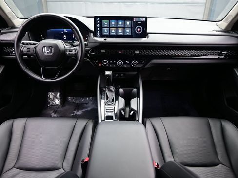 Used 2025 Honda Accord EX-L image 17