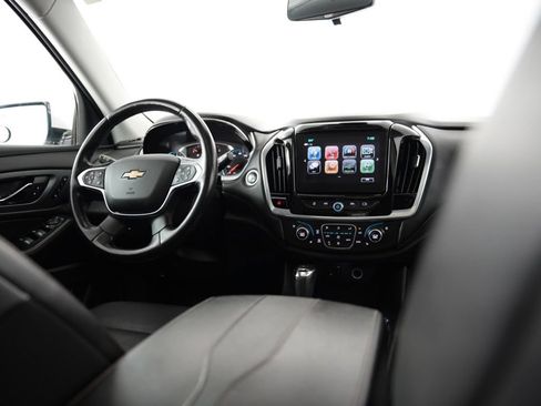 Used 2018 Chevrolet Traverse Premier AWD/4WD image 10