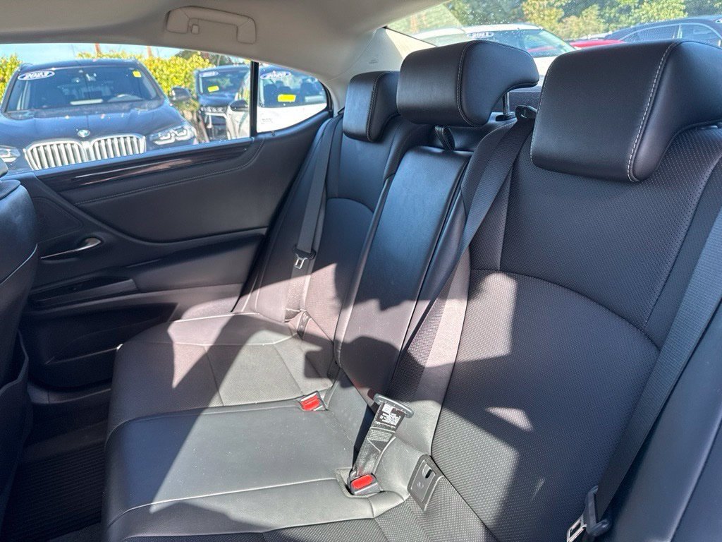 Used 2021 Lexus ES 250 w/ Premium Package AWD/4WD image 17