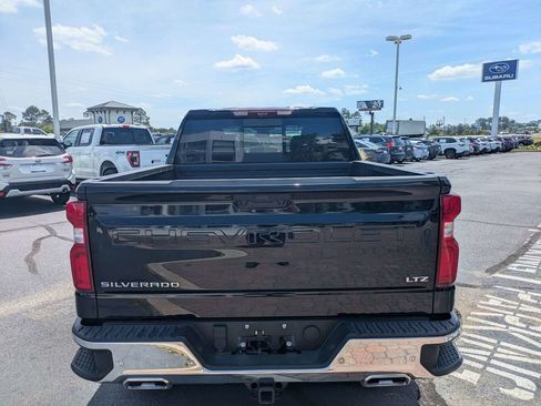 Used 2025 Chevrolet Silverado 1500 LTZ w/ Technology Package AWD/4WD image 7