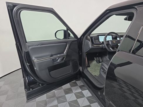 Used 2024 Rivian R1T Adventure AWD/4WD image 16
