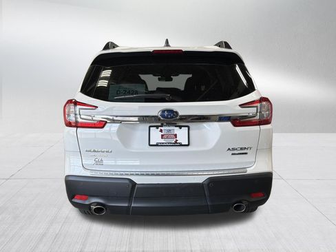 Used 2024 Subaru Ascent Limited AWD/4WD image 6