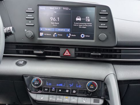 New 2026 Hyundai Elantra SEL Sport FWD image 18