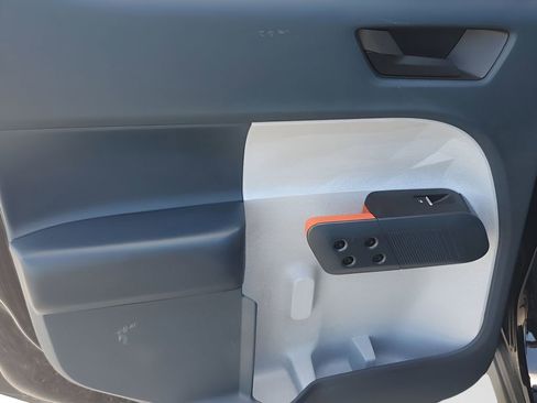 Used 2022 Ford Maverick XLT image 39