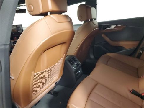 Used 2022 Audi A5 2.0T Premium Plus w/ Premium Plus image 11