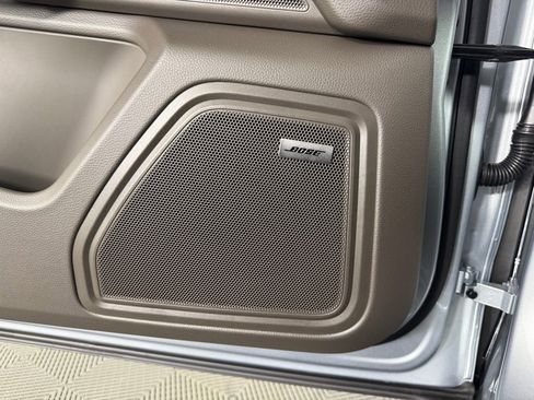 New 2026 Porsche Macan AWD/4WD image 21