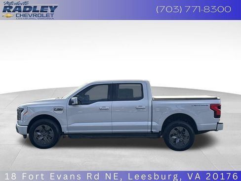 Used 2025 Ford F150 Lightning Lariat image 2