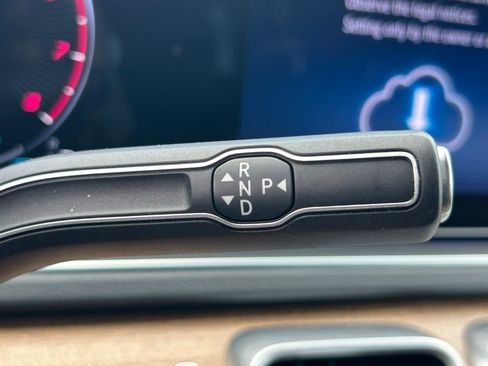 Used 2024 Mercedes-Benz GLS 450 4MATIC w/ AMG Line Exterior image 46