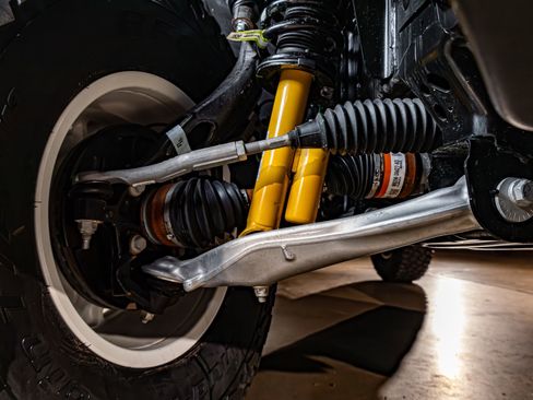 Used 2025 Ford Bronco Heritage Edition image 13