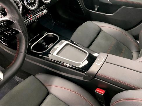 Certified 2024 Mercedes-Benz CLA 250 image 26