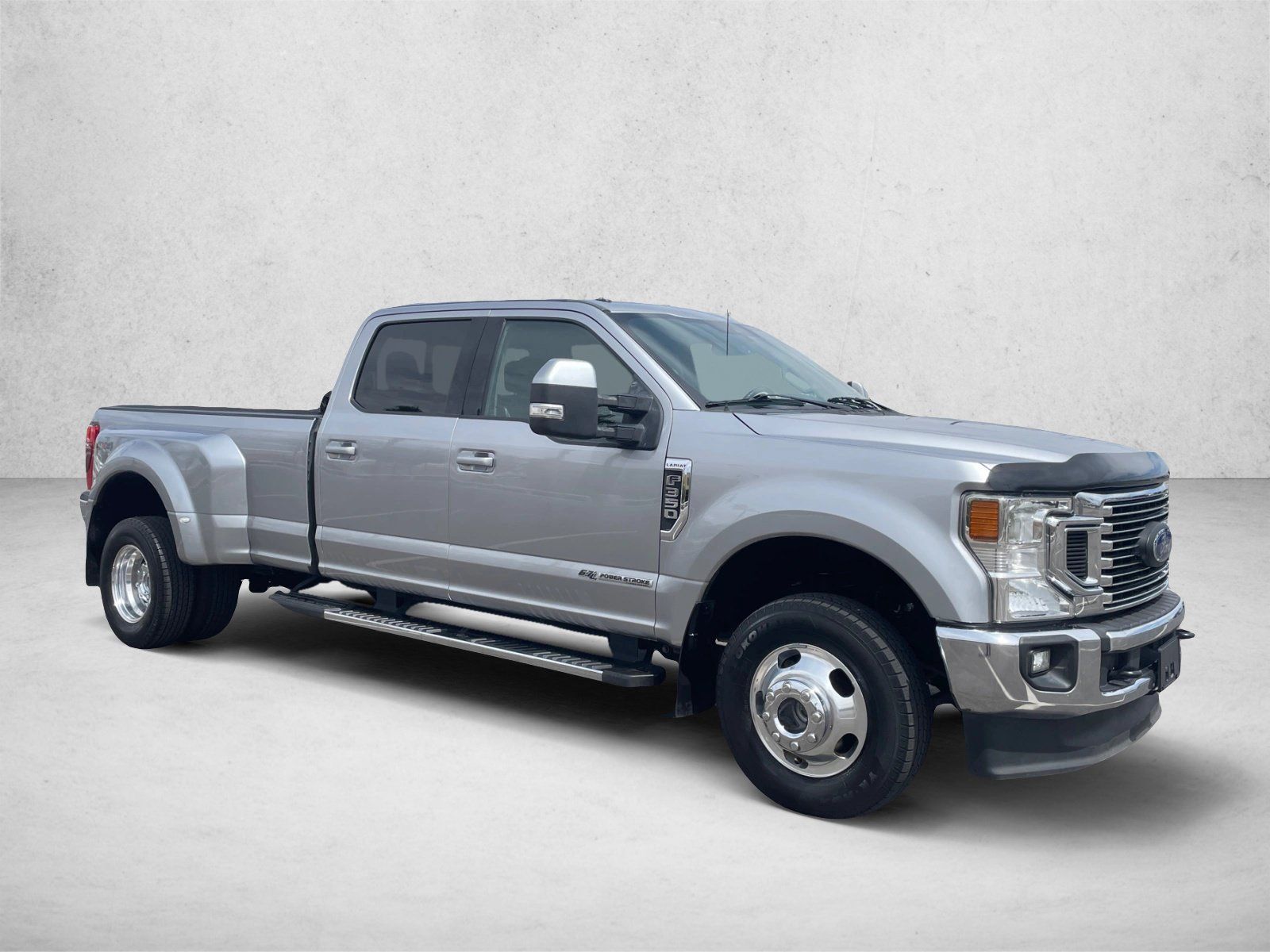 Used 2021 Ford F350 Lariat w/ Lariat Value Package AWD/4WD image 3