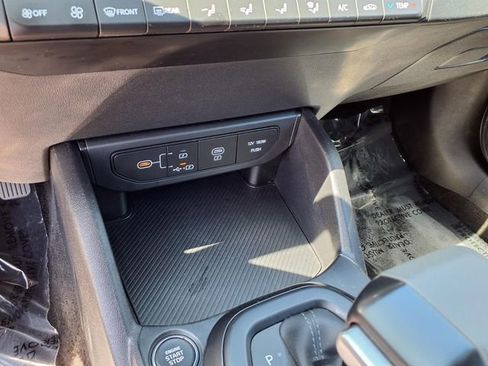 Used 2025 Kia K4 FWD image 21