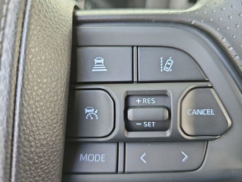 Used 2026 Toyota Tundra SR AWD/4WD image 19